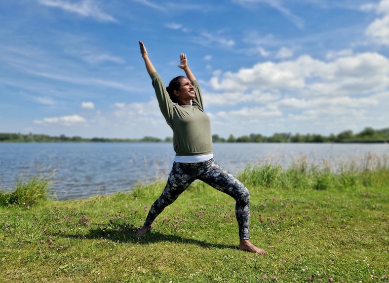 Virabhadrasana I - Eerste Krijgerhouding yoga